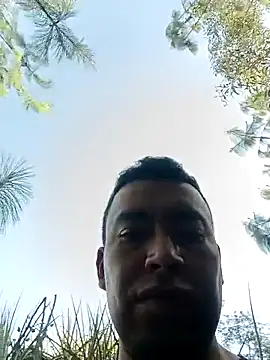 Diego leon27 online show from 11/07/25, 08:24