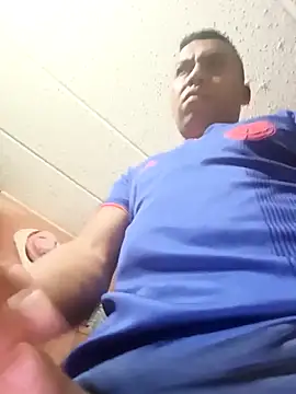 Diego leon27 online show from 04/09/26, 03:19