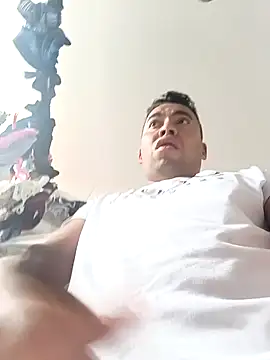 Diego leon27 online show from 01/28/25, 06:49