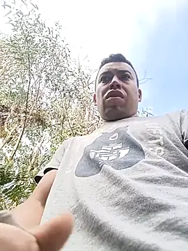 Diego leon27 online show from 11/11/25, 02:12