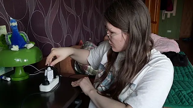 MiriamOr online show from 04/17/26, 08:06