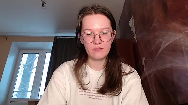Snapshot of MiriamOr chatting on 01/15/25, 11:32 MiriamOr online show from 01/15/25, 11:32