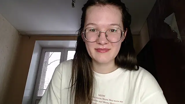 Snapshot of MiriamOr chatting on 02/27/25, 01:38 MiriamOr online show from 02/27/25, 01:38