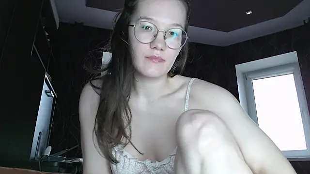 Snapshot of MiriamOr chatting on 03/14/25, 10:29 MiriamOr online show from 03/14/25, 10:29