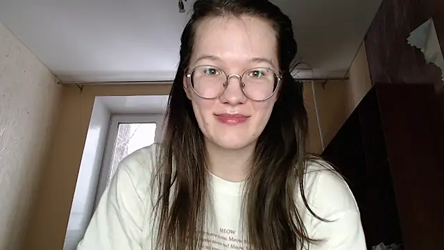 Snapshot of MiriamOr chatting on 02/26/25, 01:32 MiriamOr online show from 02/26/25, 01:32