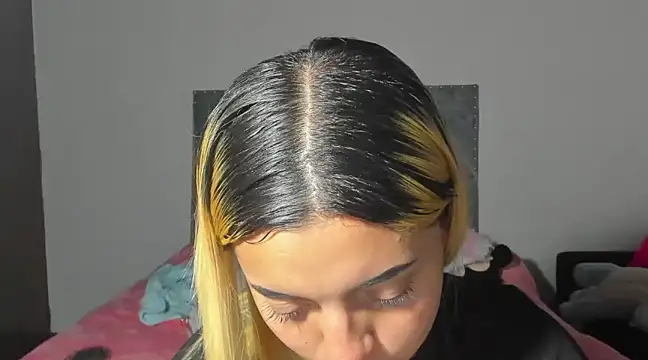 Snapshot of CaroolSex chatting on 01/09/25, 11:24 CaroolSex online show from 01/09/25, 11:24