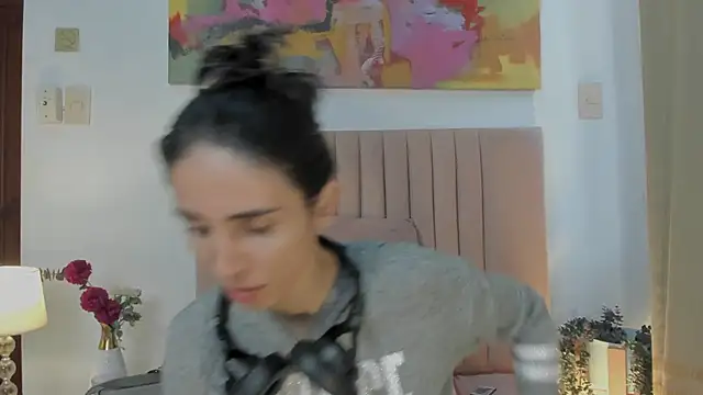 Nina Cavaali online show from 10/07/25, 11:55