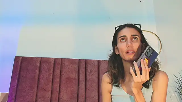 Nina Cavaali online show from 09/27/25, 06:25