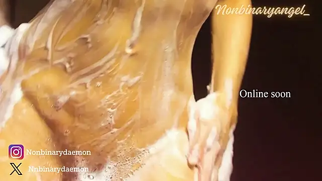 Nonbinaryangel  online show from 02/26/25, 12:09