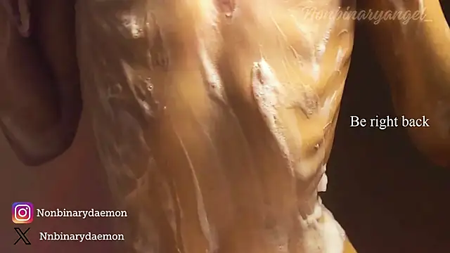 Nonbinaryangel  online show from 02/23/25, 12:51