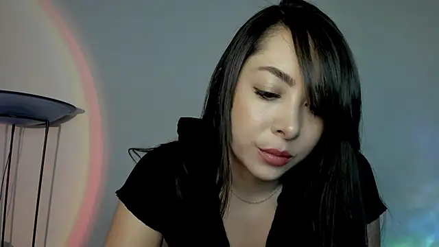 Snapshot of Mila__Paramo chatting on 03/20/25, 11:45 Mila Paramo online show from 03/20/25, 11:45