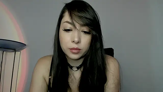 Snapshot of Mila__Paramo chatting on 03/13/25, 01:50 Mila Paramo online show from 03/13/25, 01:50