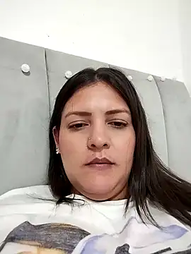 Mia Hampton online show from 10/10/25, 07:58