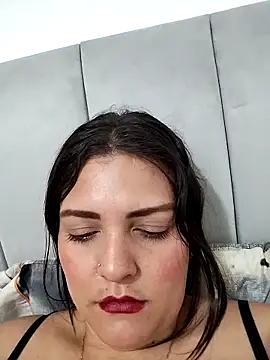 Mia Hampton online show from 12/20/25, 09:50