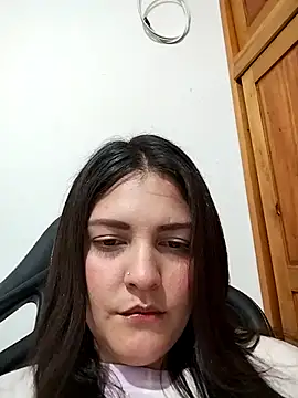 Mia Hampton online show from 12/02/25, 11:17