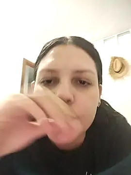 Mia Hampton online show from 03/31/26, 09:06