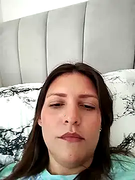 Mia Hampton online show from 03/21/25, 09:12