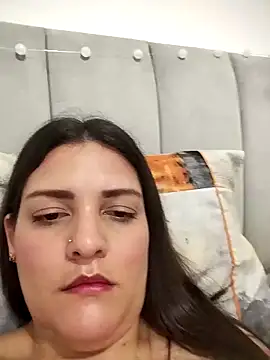 Mia Hampton online show from 04/12/26, 10:24