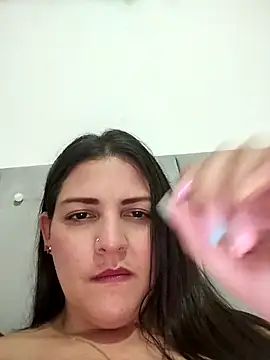 Mia Hampton online show from 05/07/26, 08:56