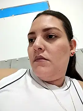 Mia Hampton online show from 01/12/26, 11:42