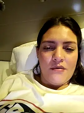 Mia Hampton online show from 09/29/25, 01:45