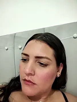 Mia Hampton online show from 04/23/26, 11:17