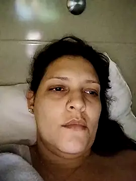 Mia Hampton online show from 10/01/25, 08:24