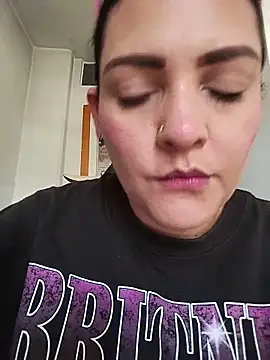 Mia Hampton online show from 06/01/26, 08:52