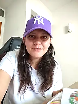 Mia Hampton online show from 03/28/26, 04:52