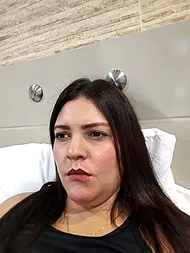 Mia Hampton online show from 09/25/25, 08:48