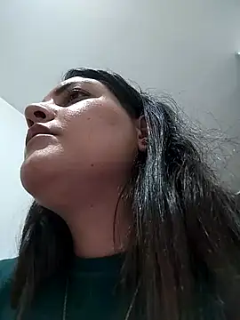 Mia Hampton online show from 05/06/26, 11:31