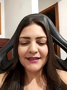 Mia Hampton online show from 02/08/26, 09:23