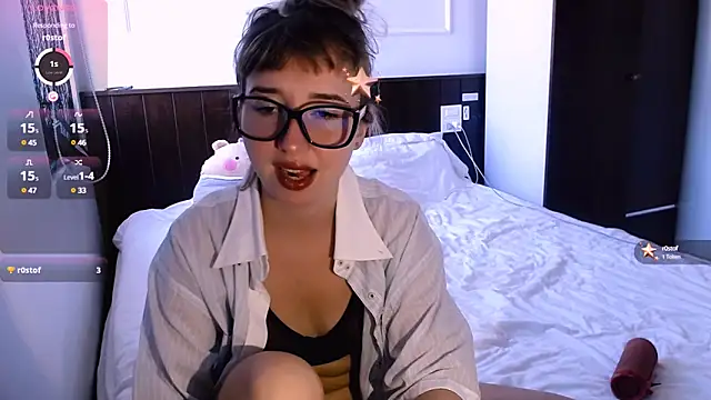 Snapshot of Cosmo_Riri chatting on 02/01/25, 05:49 Cosmo Riri online show from 02/01/25, 05:49
