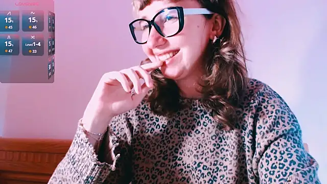 Cosmo Riri online show from 02/03/26, 06:22