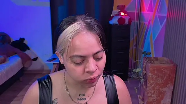 Cuttiealice online show from 11/06/25, 12:42