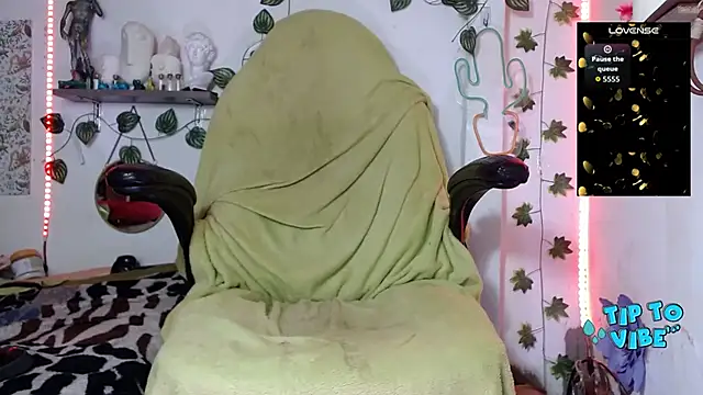 Dany milk online show from 09/24/25, 02:18