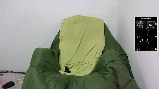 Dany milk online show from 11/23/25, 01:04