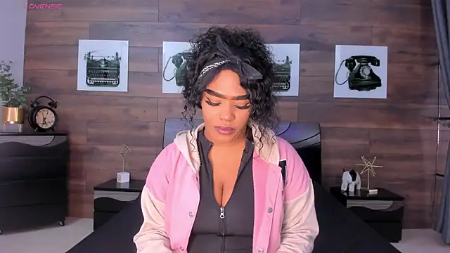 Briana Wells  online show from 07/09/26, 12:48