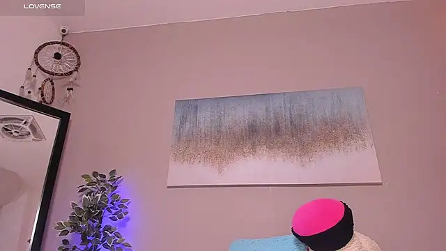 Briana Wells  online show from 02/28/26, 01:44