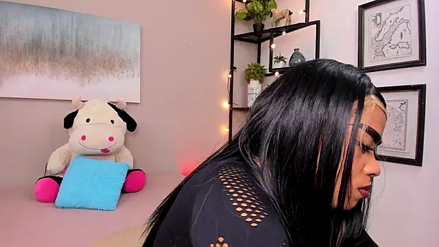 Briana Wells  online show from 06/13/26, 12:36