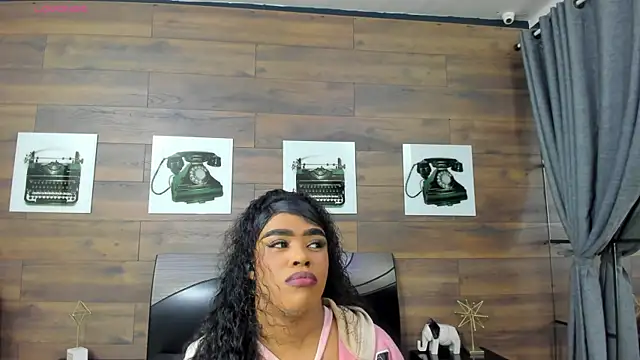 Briana Wells  online show from 07/11/26, 12:27