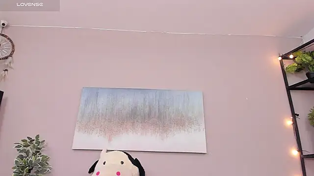 Briana Wells  online show from 03/05/26, 12:35