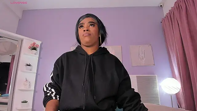 Briana Wells  online show from 02/10/26, 12:48