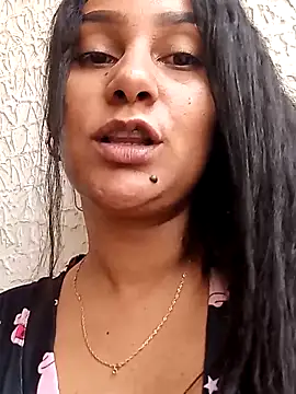 Snapshot of Leticia_goddes chatting on 03/14/25, 06:50 Leticia goddes online show from 03/14/25, 06:50