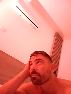 Snapshot of George21ek chatting on 10/10/25, 09:59 George21ek online show from 10/10/25, 09:59