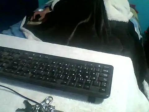 Snapshot of malekon76 chatting on 09/27/25, 09:37 malekon76 online show from 09/27/25, 09:37