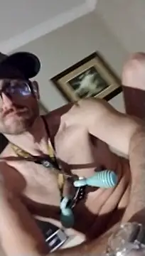 MaxSpadeErotica online show from 04/03/26, 10:11