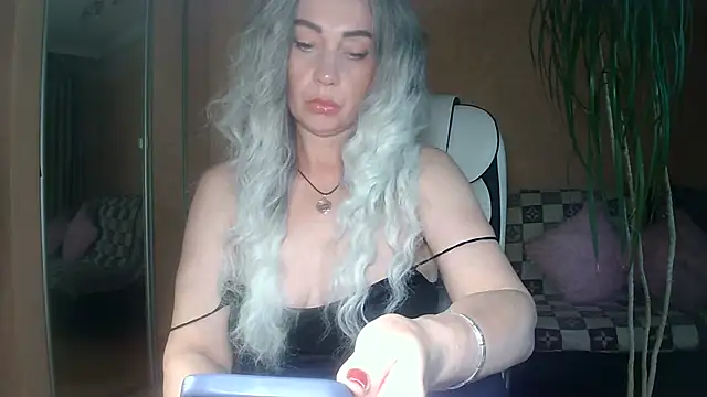 Roxolana Drim online show from 07/04/26, 11:05