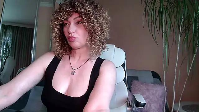 Roxolana Drim online show from 03/30/26, 09:55