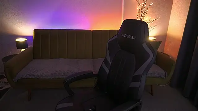 Snapshot of JeysyPotter chatting on 10/09/25, 03:56 JeysyPotter online show from 10/09/25, 03:56